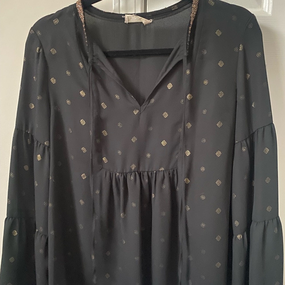 Black peplum top with gold accents - Picture 5 of 5